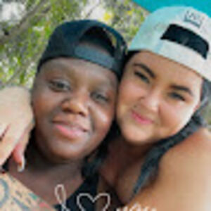 Meet your Posher, Kenisha